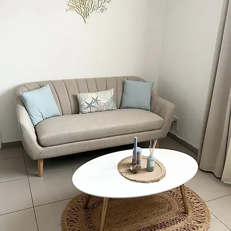 Joli T2 Petite Vue * Propriano (Corsica)