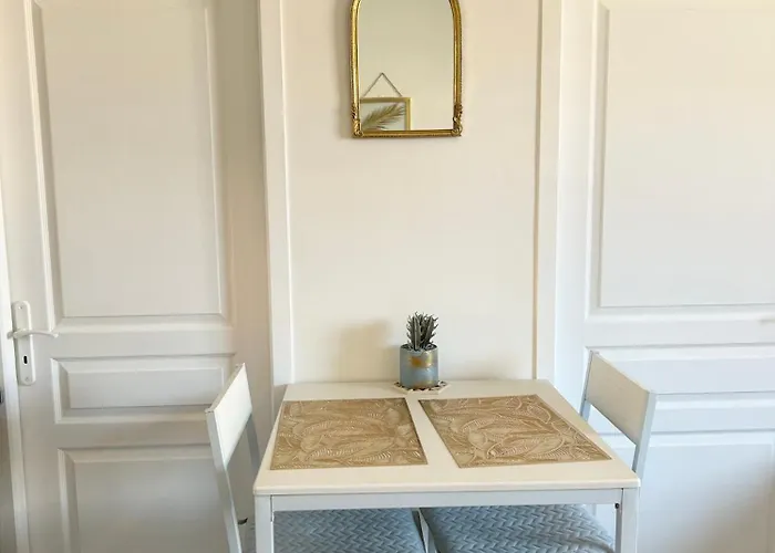 Joli T2 Petite Vue * Propriano (Corsica)